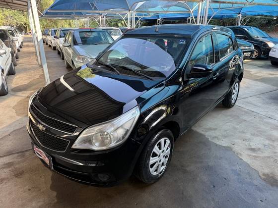 CHEVROLET AGILE 1.4 MPFI LT 8V FLEX 4P MANUAL CHEVROLET AGILE 1.4 MPFI LT 8V FLEX 4P MANUAL